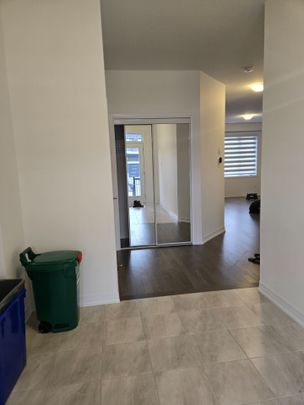 For Lease - 40 Lemon Avenue, Thorold, Ontario - Photo 1