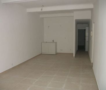 Location Appartement 2 pièces 50m² - Photo 3