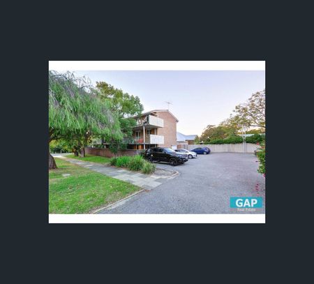 2/75 Keightley Road, Shenton Park, WA 6008 - Photo 2
