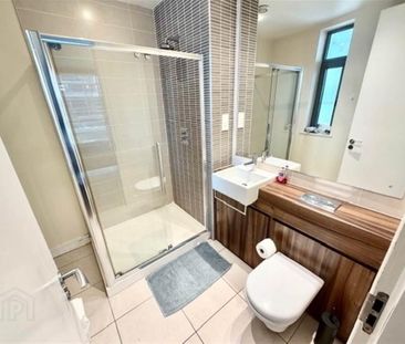 7.12 The Arc Apartments, 2h Queens Road, Titanic Quarter, Belfast, ... - Photo 1