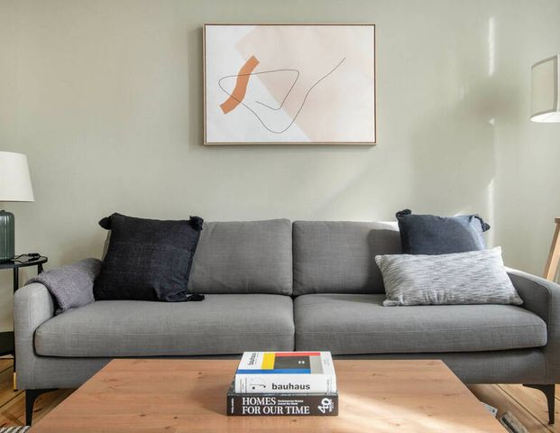 Super schöne 2 Zimmer Wohnung mitten im Prenzlauer Berg. Fußläufig zum Mauerpark und Helmholtzkiez. - Photo 1