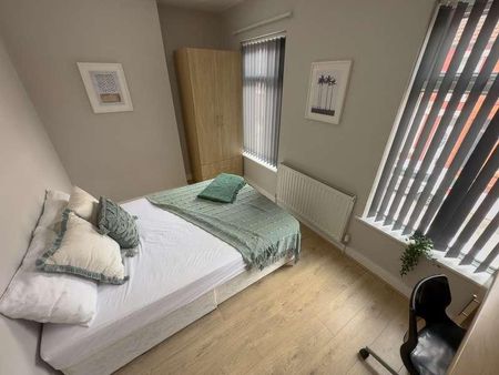 Halsbury Road, L6 - Photo 3