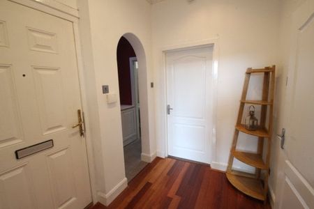 Kings Park Road, Mount Florida, G44 4TX - Photo 5