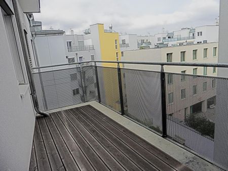 Ruhige, hofseitige Neubauwohnung mit 6,65m² großem Balkon - Foto 2