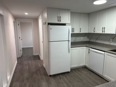 For Lease - 43 Seneca Avenue Unit# Lower, Oshawa, Ontario - Photo 2
