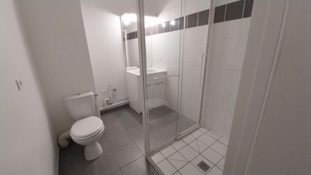 Location Appartement 2 pièces 39m² VILLEFRANQUE 64990 - Photo 3
