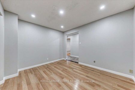 For Lease - 160 Twyn Rivers Drive, Pickering, Ontario - Photo 4