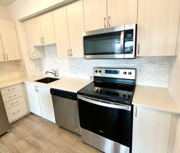 For Lease - 5299 Highway 7 N/A Unit# C104, Vaughan, Ontario - Photo 3