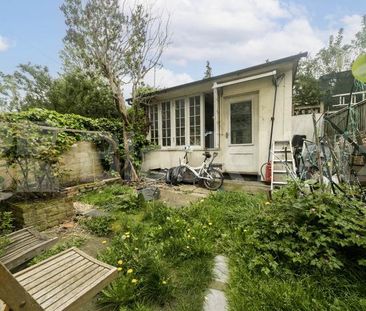 A well-presented studio flat available now on Sellons Avenue in Har... - Photo 6