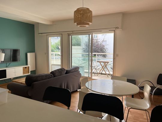 Location Appartement 2 pièces 56m² LILLE 59000 - Photo 1