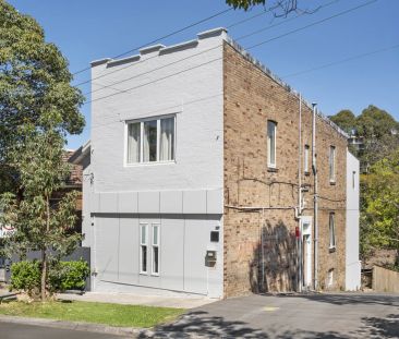 Ultra-Versatile Five Bedroom Family Home in Heart of Artarmon Close... - Photo 5