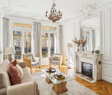 Location Appartement 3 pièces Meublé 70m² PARIS 8ème - Photo 2