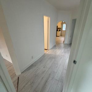 4 1/2 a louer - Photo 2