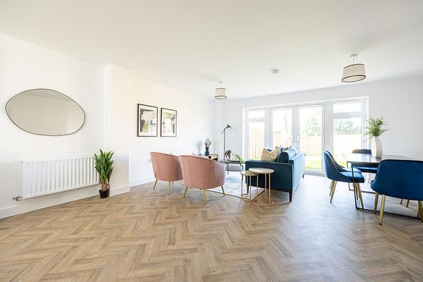 3 bedroom semi-detached house to rent - Photo 1