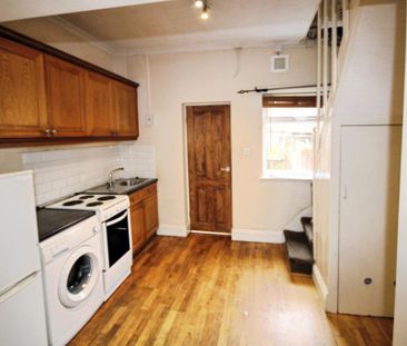 2 bedroom terraced house to rent - Photo 5