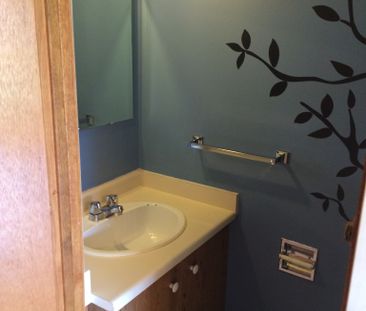 K W Duplex 2 - Photo 5