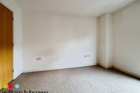 Coytes Gardens, IPSWICH - Photo 3