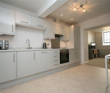 2 bedroom apartment to rent - Photo 6