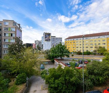 Pronájem bytu 2+1 70 m² - Фото 4