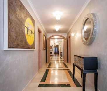 Luxury Villa for rent in Marbella, Andalusia - Photo 2