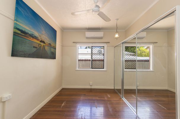 12 Howitt Street, North Ward - Photo 1