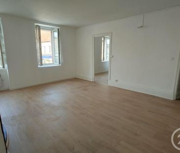 Location Appartement 2 pièces 77m² SANCOINS 18600 - Photo 2