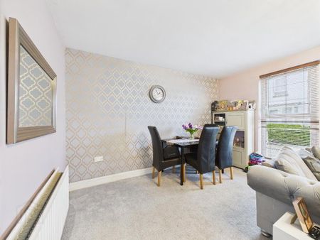 60 The Demesne, Hillsborough Road, Carryduff, Belfast, BT8 8GU - Photo 3