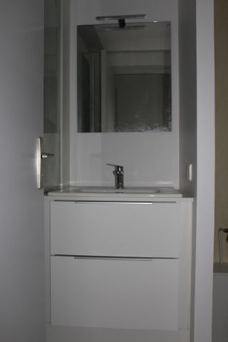 Location Appartement 1 pièce 30m² AURILLAC 15000 - Photo 5