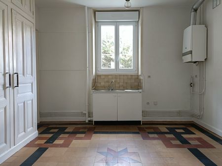 Appartement RUE VICTOR ROGELET - Photo 4