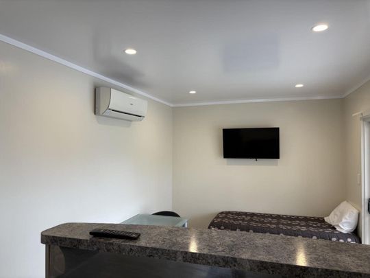 Studio Style living at its best - Photo 1