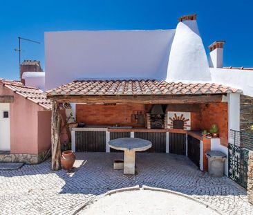 Lisboa, Lisbon 2640 - Photo 2