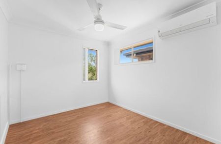 Deception Bay - Photo 3