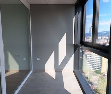 Lichtdurchflutete 2 Zimmer Wohnung mit perfekter Anbindung - Photo 1