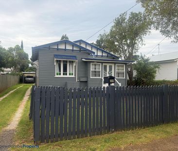 Character, Comfort and Timeless Appeal - Photo 1