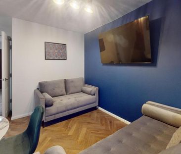 5 bedroom house to rent - Photo 1