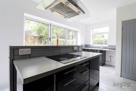 Ridgehill Avenue, Sheffield, S12 - Photo 4