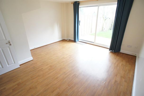 2 Bedroom House To Let - Photo 1