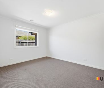 Four Bedroom Home in Casey* NEW CARPET - Photo 4