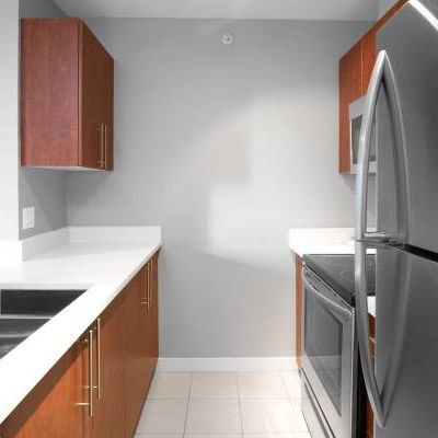 1/BD 1/BA, Stainless-Steel Appliances, Modern Fitness Facility - Photo 1