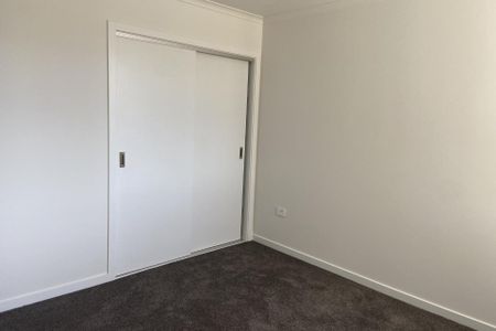 515 Tweed Street, Newfield - Photo 5