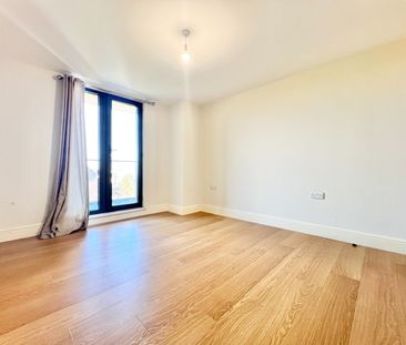 1 Bed Flat, Charter House, IG1 - Photo 5