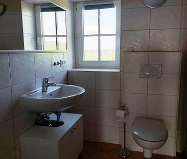 Ruhige Dachgeschoss Wohnung mit Balkon - Foto 2