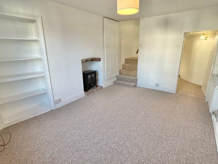 2 bedroom Beautiful Two Bedroom Cottage to rent - Photo 2