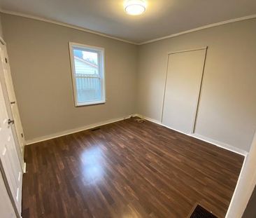 823 Montreal St - Unit 2 - Photo 5