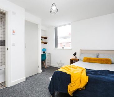 1 bedroom in a house share to rent - Photo 3