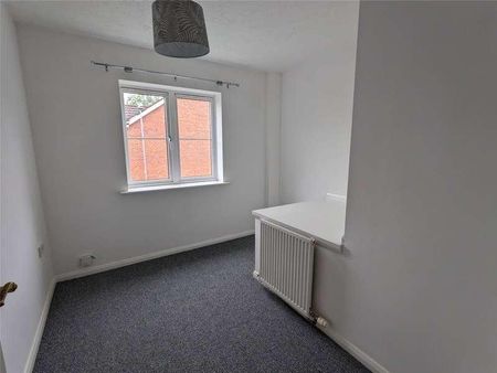 Ainsdale Close, Fernwood, Newark, NG24 - Photo 3