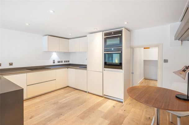 3 bedroom flat to rent - Photo 1