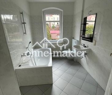 kl. MFH san. AB, 4-Zi. Wohng. 1.OG, 2xBad, 2 Balk., ruhig DD-Süd - Photo 6