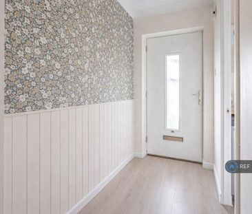 2 bedroom terraced house to rent - Photo 6