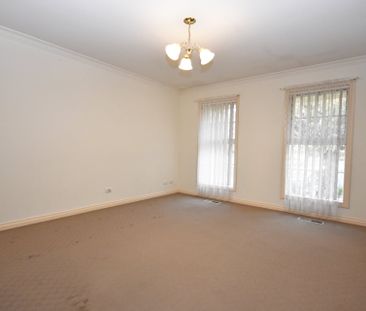 1/12 Civic Square, Croydon - Photo 2